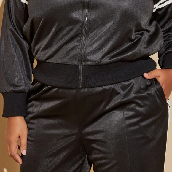 Plus ASHLEY STEWART Black White Striped Cropped Track Jacket 14/16 - Picture 2 of 5